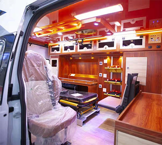 桦川县车辆内部展示